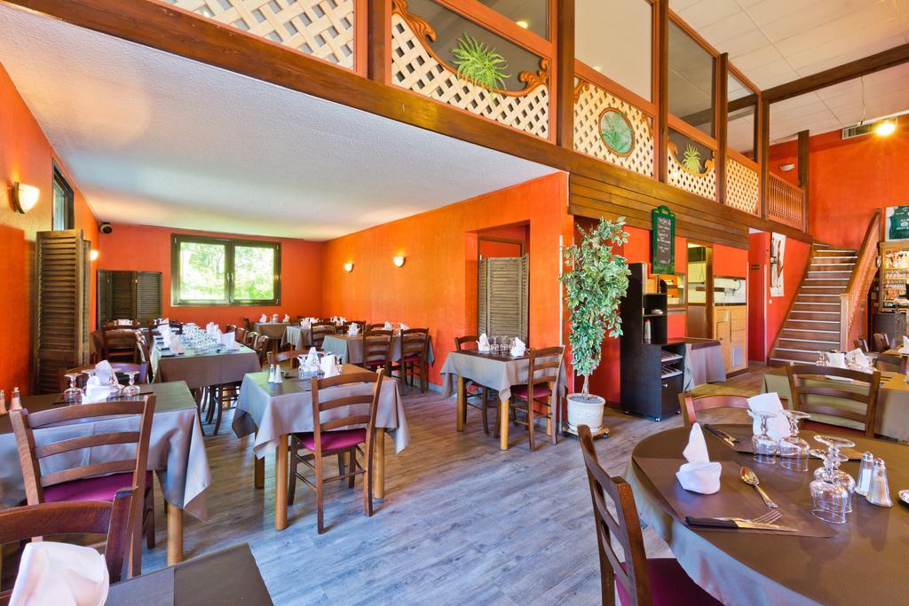 Logis Albhotel Grill Alby-sur-Cheran Eksteriør bilde